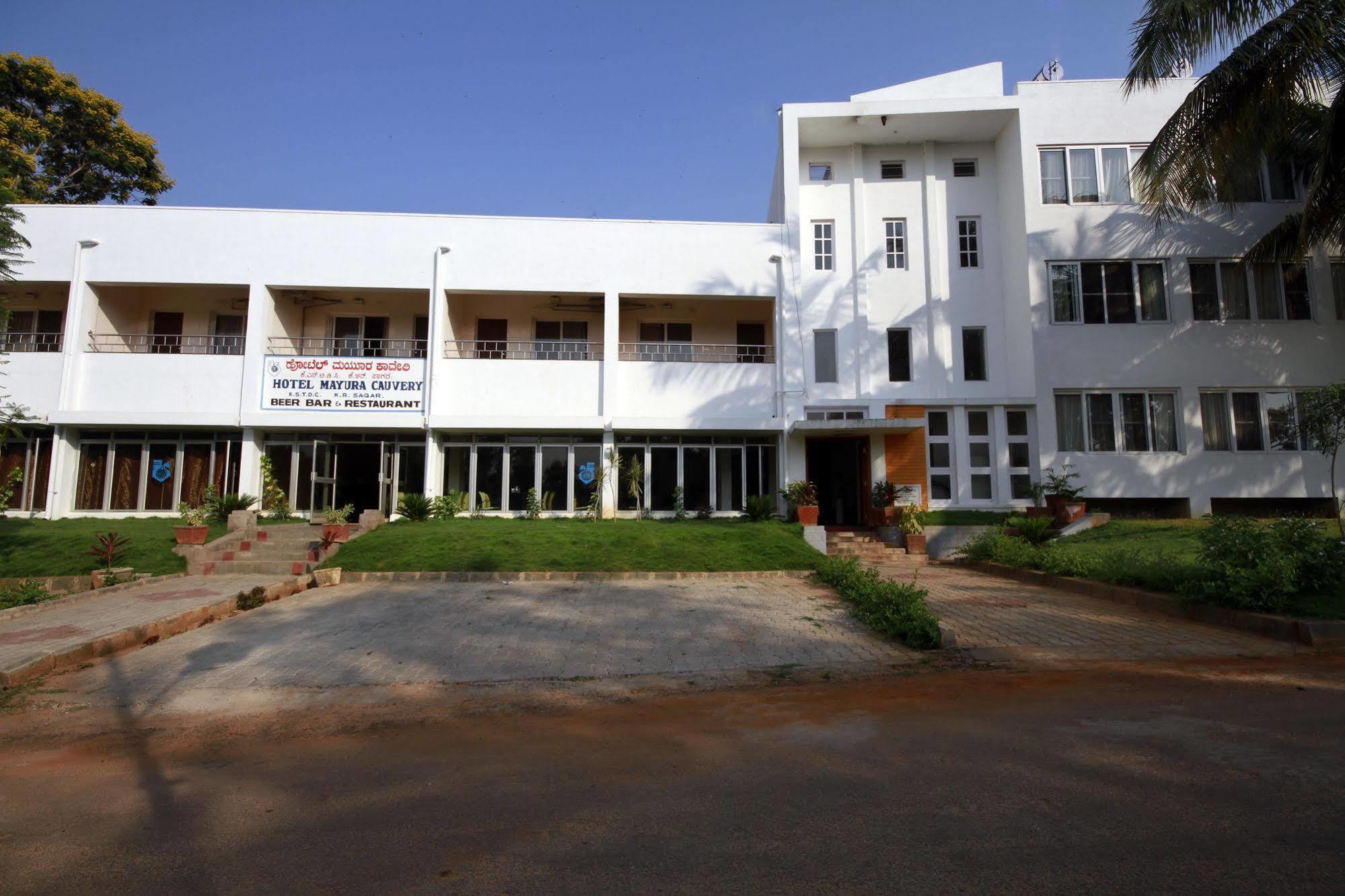 Kstdc Hotel Mayura Kauvery Krs Hosa Kannambādi Eksteriør billede